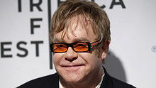 Elton John - Philadelphia Freedom 現場版