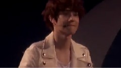 RAP時候跟著跳舞