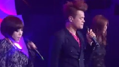 樸振英