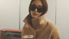 Amber INS更新 Wiht Krystal鄭秀晶