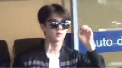 Suho & 世勛 Arrived In Hong Kong Airport 2015